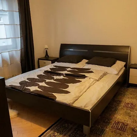 Appartamento Cozy Nearby Bus Station Bratislava